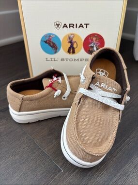 Ariat Lil Stompers WSHD Canvas,foam sole,fabric upper,mesh lined,slip on